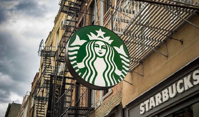 Starbucks se lance en Italie